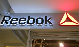 11.11.2013 - Вывеска "Reebok" в ТРК "Балкания NOVA"